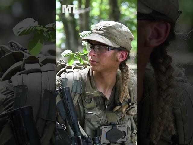 Army gets first active-duty female sniper