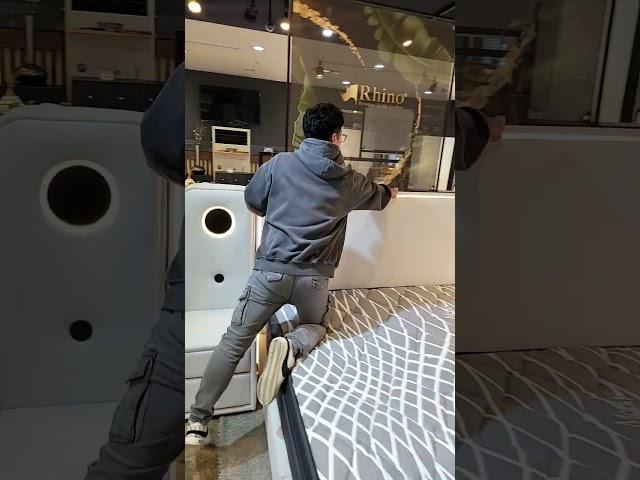그냥 미쳤습니다.300만원 침대를 99만원에 조명 호텔침대 매트리스 포함 ️모먼트가구.파주본점.창원점.용인점️ #가구추천 #침대추천 #소파 #식탁 #매트리스 #shorts