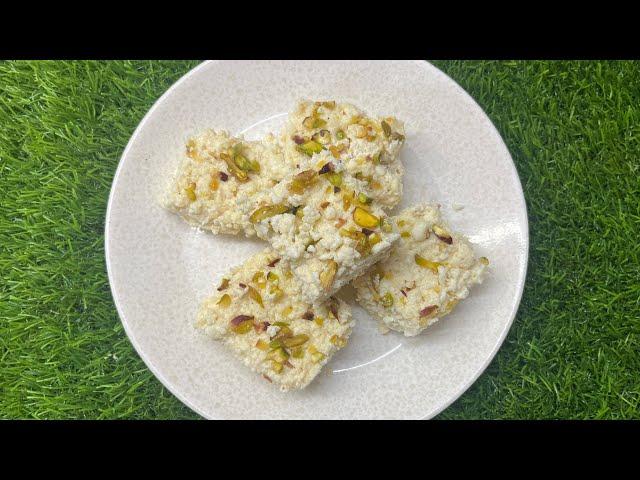 सिर्फ़ 3 चीज़ों से 15Min. में बनाए दानेदार कलाकंद | Paneer Kalakand Recipe | Perfect Kalakand Barfi