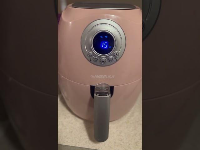 My pink air fryer #amazonfinds #amazongadgets #amazonfavorites #kitchengadgets