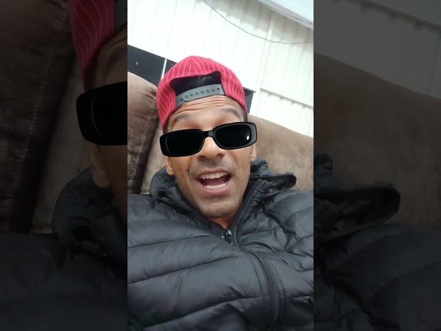 Pedi pra decidir e ela decidiu me deixar dias dos namorados nos tá como: Feliz da vida cantando MJR