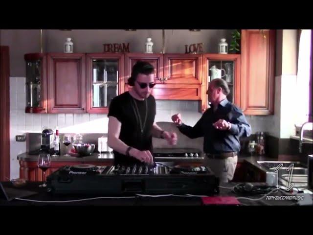 Tony Zuccaro performs from parents's kitchen - Best Lockdown DJ Set ever #FuckCovid