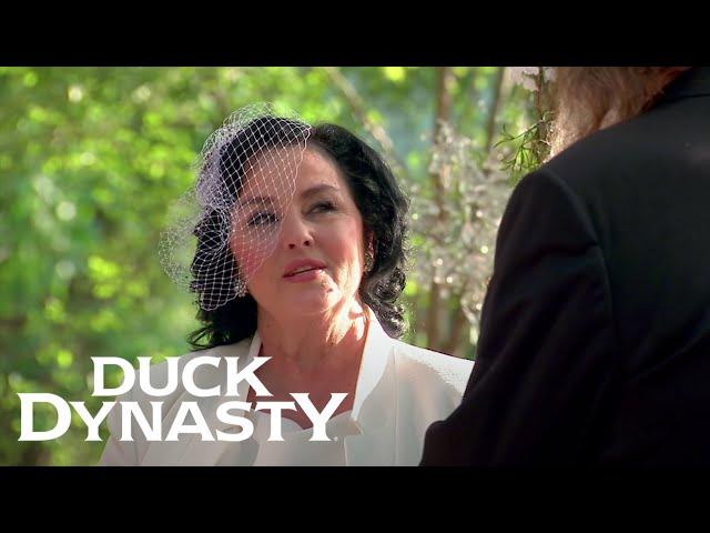 Duck Dynasty: Heartwarming Robertson Family Moments | Duck Dynasty