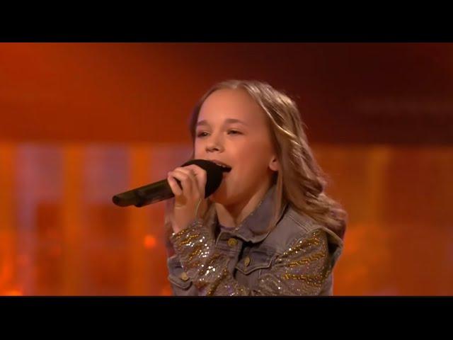 Group Performance - Lovely Day - Bill Withers | The Voice Kids Final