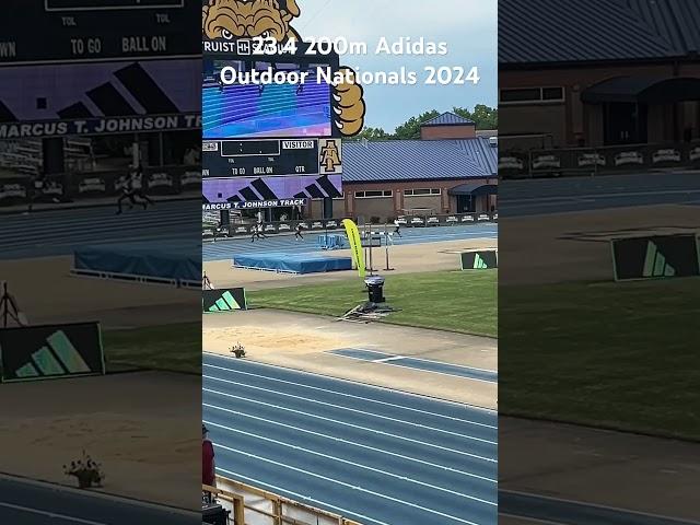 Melanie’s 2024 200m PR in the finals at Adidas Outdoor Nationals