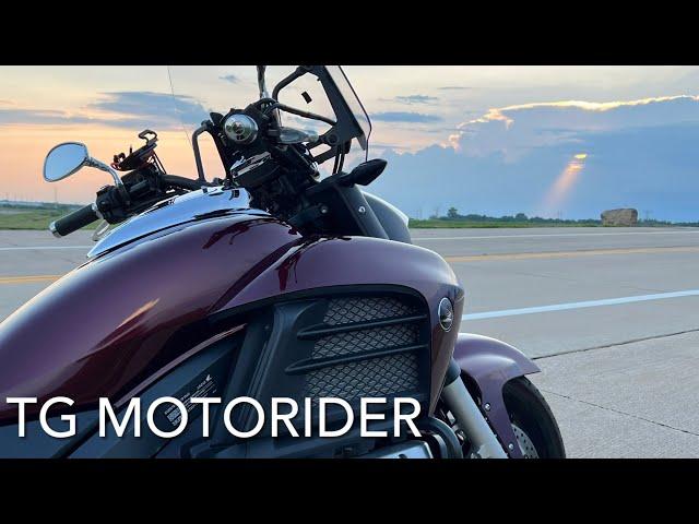 TG MotoRider 2014 HONDA VALKYRIE REVIEW.  Goldwing or Valkyrie? Hmmm…