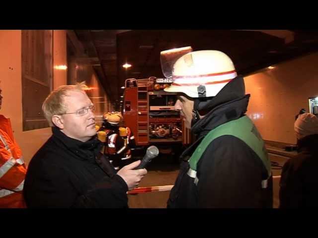 Übung der Feuerwehr Hamburg im Elbtunnel