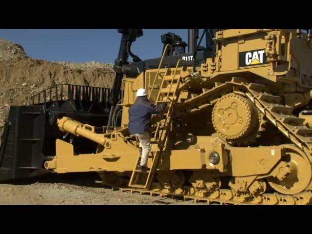 CAT D11T Exploring the Power and Features of Caterpillar's Largest Bulldoze