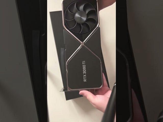 NVIDIA GeForce RTX 3090 Ti Founders Edition Unboxing #Shorts