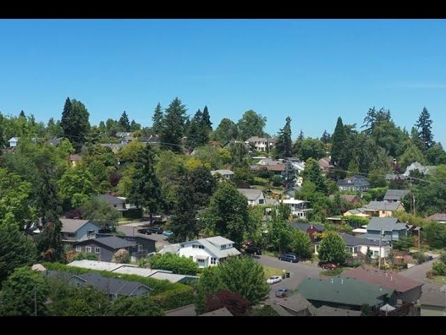 Discover College Hill / Friendly Neighborhood: Urban Living in Eugene, Oregon