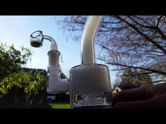 [HD] Glob off the new Super Thick Quartz Banger
