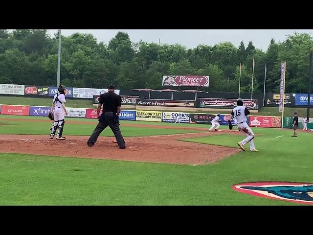 Alex with the perfectly executed bunt for an RBI Smokies Stadium 6/11/2023