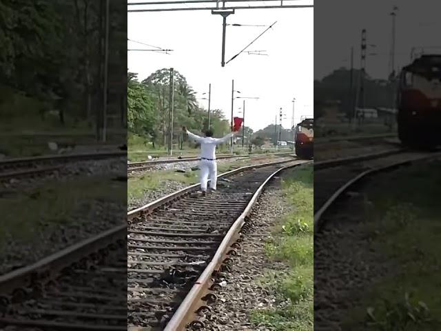 railway guard training !! how train stopped by gurad #shorts #like #indianrailways