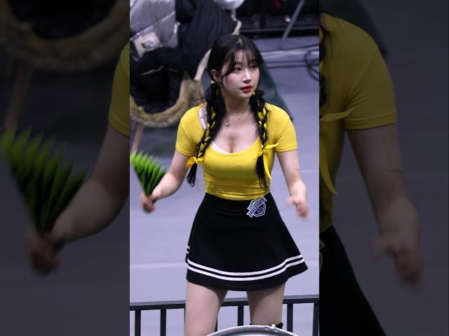 [4k] 23-24 1.10 현대건설배구단 이주은치어리더 박수 응원 직캠 #shorts #이주은 #배구 #치어리더 #공연 #영상 #직캠
