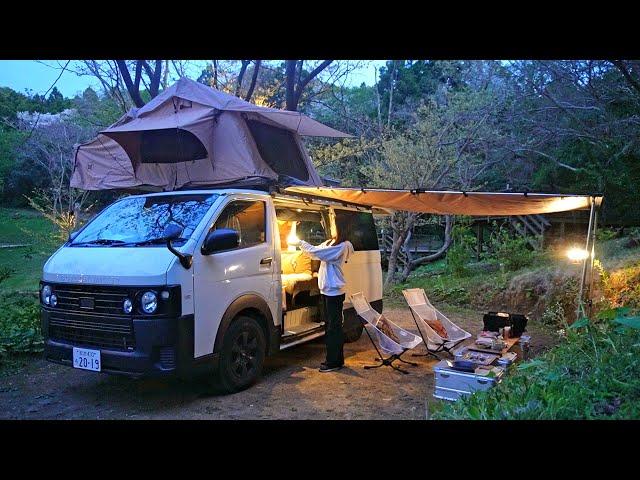 [Car Camping Debut] Vanlife with Steak and Rooftop Tent has started.