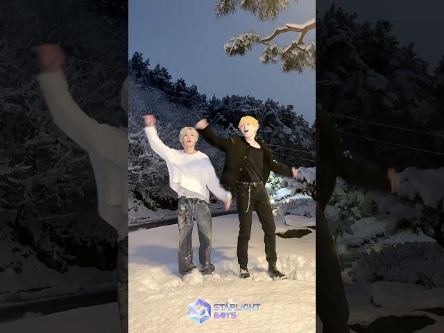 在第一场雪落下的时刻，李埈赫、翟浚安开启舞蹈挑战《初雪》️#iQIYI #StarlightBoys #스타라이트보이즈 #星光闪耀的少年