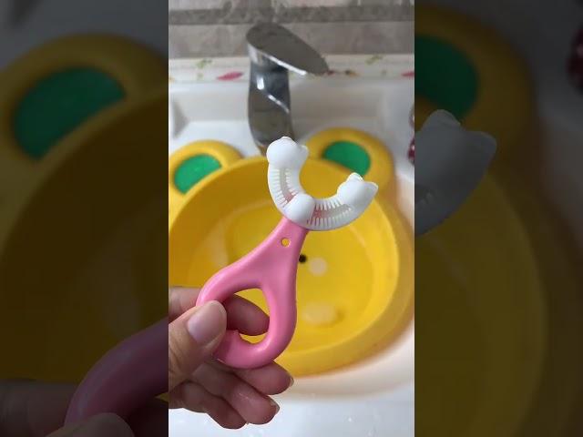 This soft baby toothbrush makes brushing a breeze#shorts #babyproducts