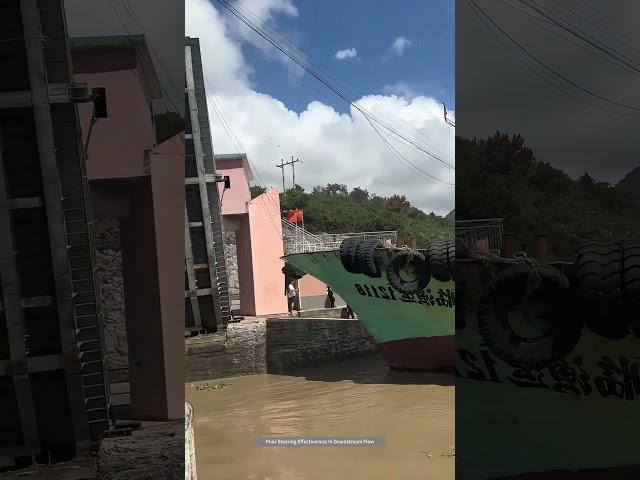 When The Water Is Rising, A Downstream Fishing Boat Entering The Sluice Gate Collides !