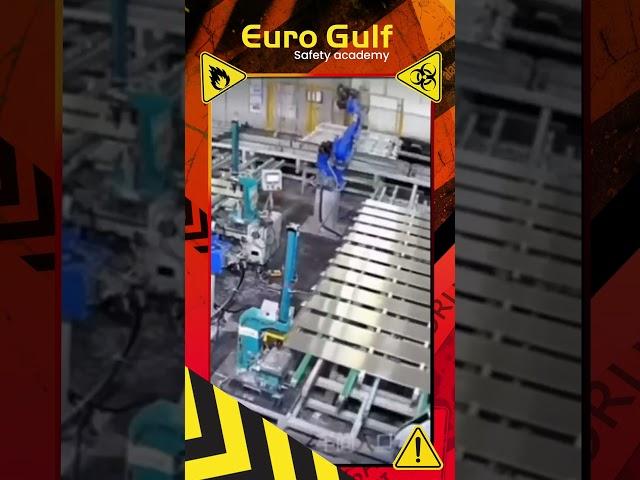  Shocking Factory Accident with Robots - Caught on Camera! ️