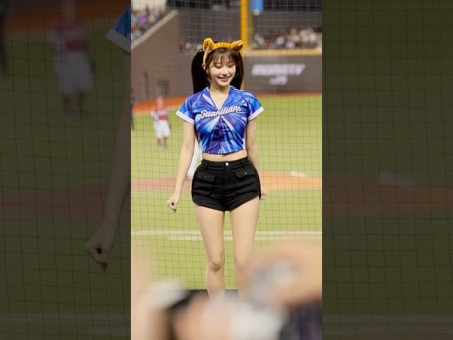 珠珠寶貝合體奔妮的先發幫次。  #李珠珢 #이주은 #朴星垠 #박성은  #KBO #台湾野球 #起亞虎 #啦啦隊女孩 #cheerleader #baseball #台北大巨蛋 #삐끼삐끼