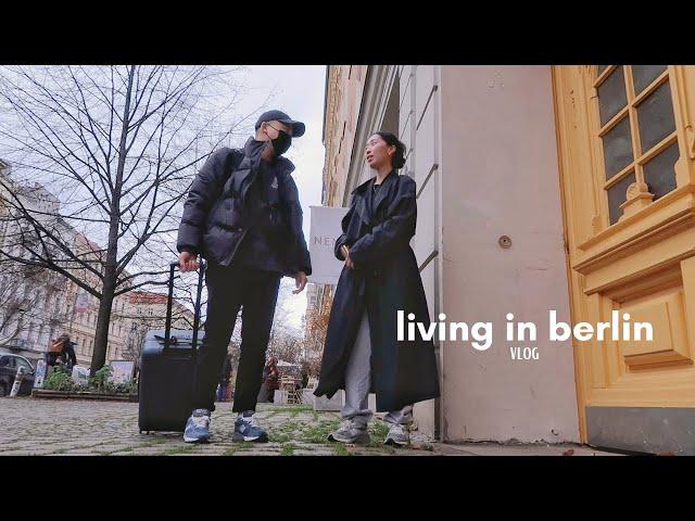 Living in Berlin | a special visitor! exploring the city, shopping, date night, cooking at home