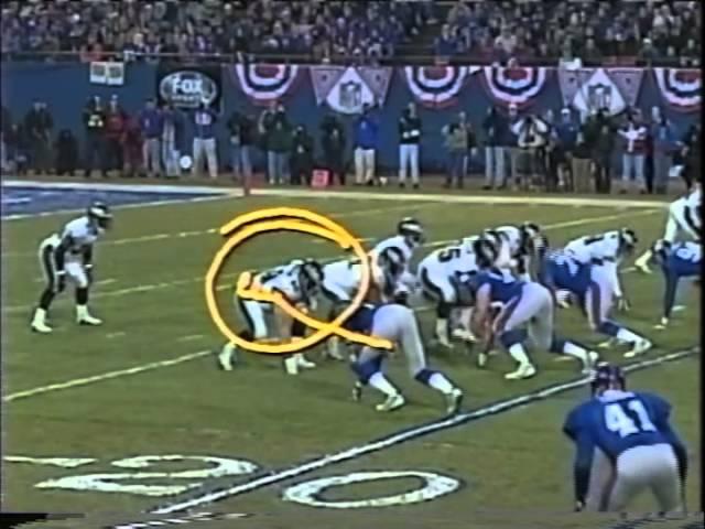 Michael Strahan vs the Eagles