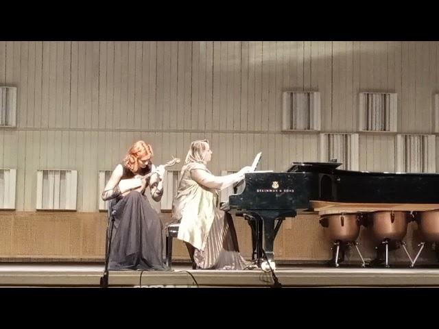 И.Тамарин. "Соната для домры и фортепиано" (в трех частях)