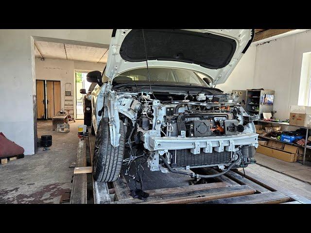 Honda eNS1. Лобовой. Вытяжка кузова.