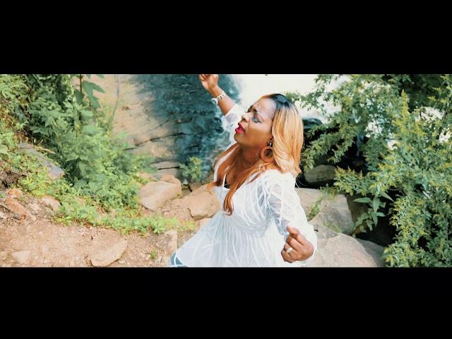 Angela Roberts "Flow" (Official Music Video)