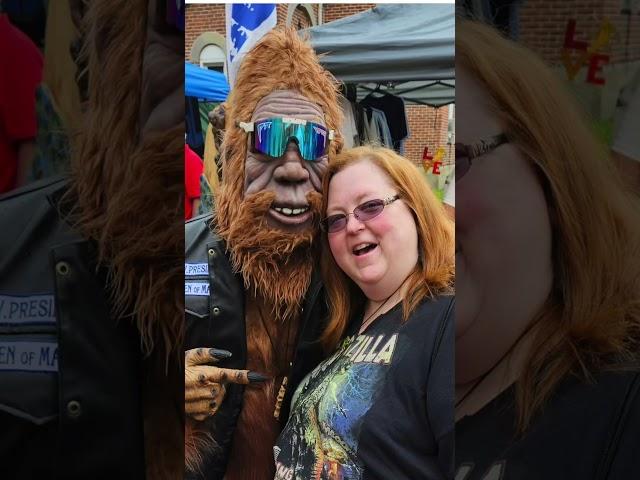 Shenandoah Squatch at Bigfoot Events #bigfoot #shorts #onewheel