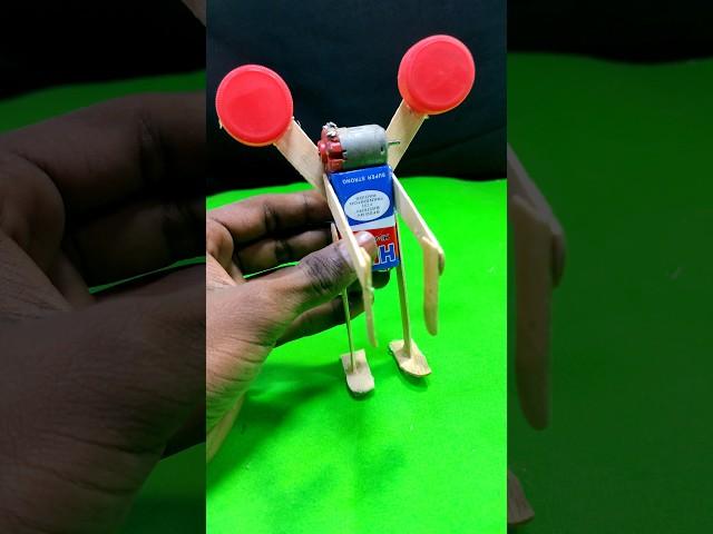 How To Make Self Moving robot Using 9Volt Battery #shorts #trending #viralvideo #robot