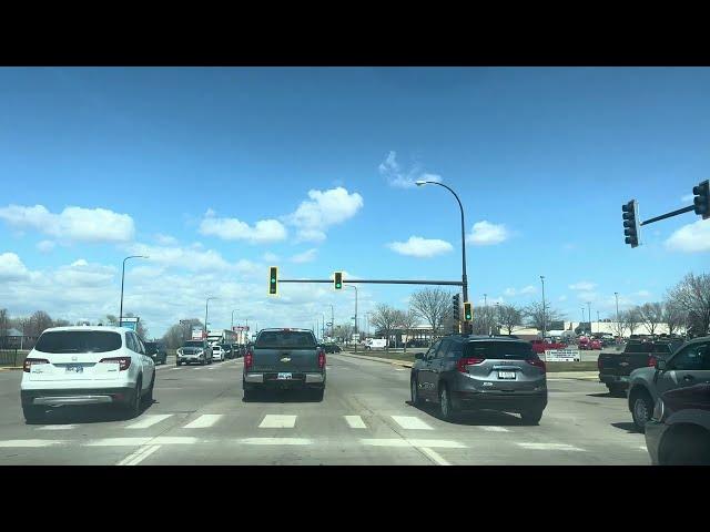 Yankton South Dakota – USA / Broadway Ave. Driving Tour