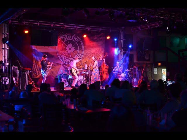 Adrian and Meredith - NFT - Live at 3rd and Lindsley
