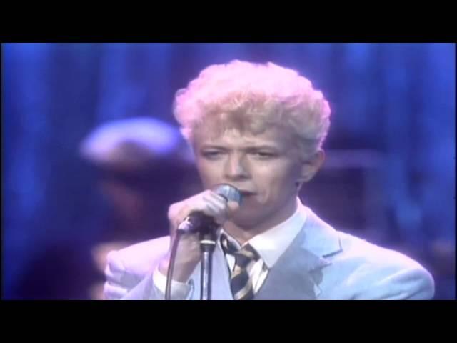 David Bowie - Heroes - HD (1983)