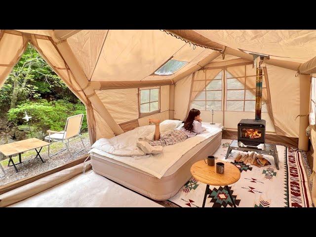 Build a cabin by the creek️ Cozy inflatable tent with warm wood stove