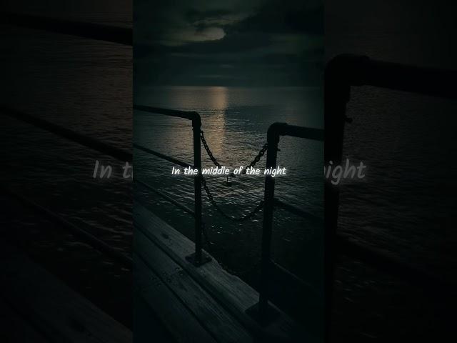 MIDDLE OF THE NIGHT - Elley Duhé || Aesthetic lyrics || Whatsapp status || #middleofthenight #lyrics