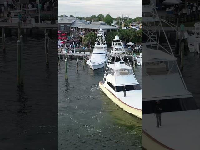 Docking a 65’ Sportfish