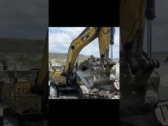 Cool Excavator Tricks You Won’t Believe