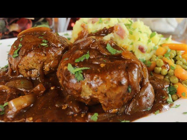 Make juicy meatballs with onion sauce and mashed potatoes, meatballs recipe