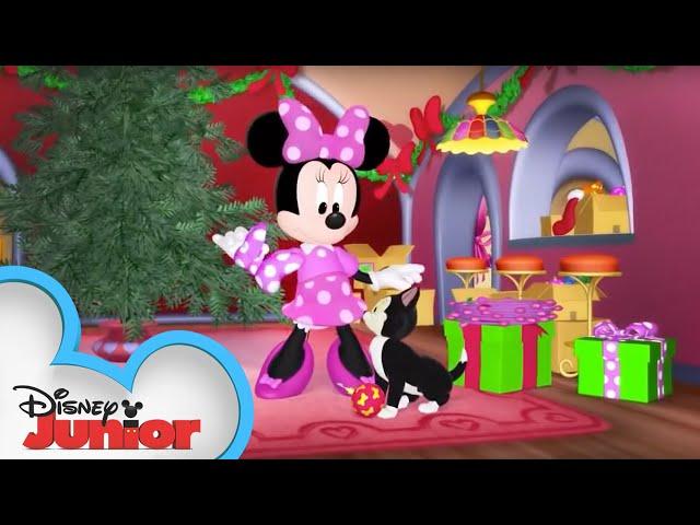 Oh, Christmas Tree | Minnie's Bow-Toons | @disneyjr