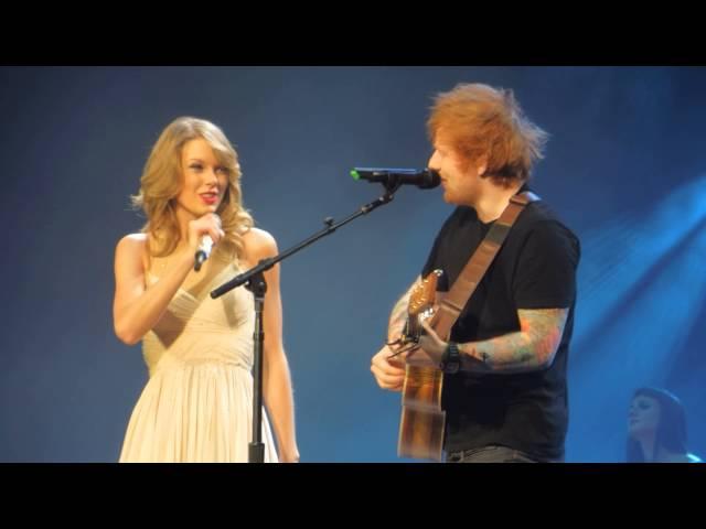 Taylor Swift & Ed Sheeran - I See Fire [Live in Berlin (02/07/14)]