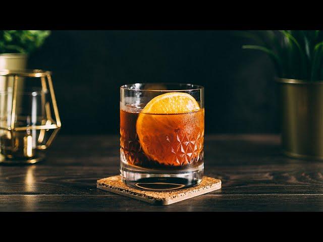 How To Make The Christmas Special Cocktail - Just Shake or Stir