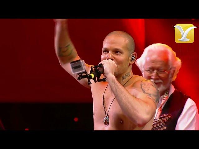 Calle 13 - Latinoamérica ft. Inti-Illimani Histórico & Camila Moreno- Viña del Mar 2011