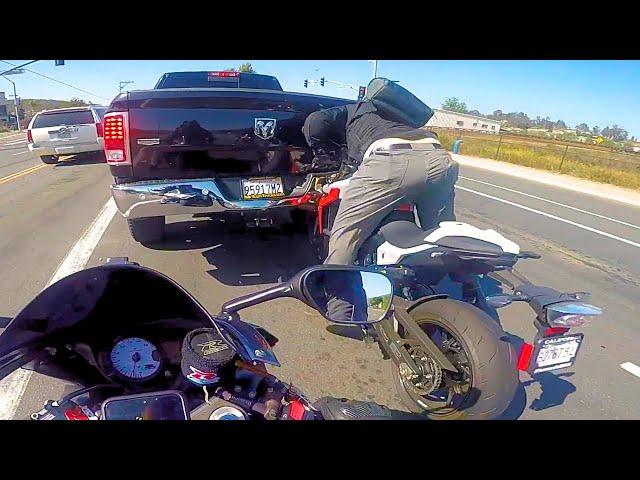 Motorcycle Crashes into Truck! | CrashBanditoNL