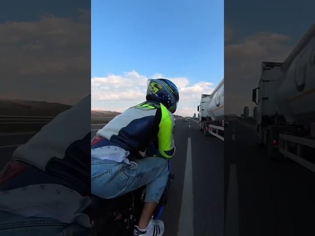 GSX-R 600 TRAFFIC RIDE️