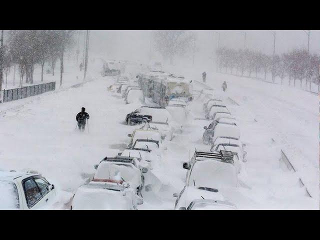 South Africa Buried! Snow Storm Trapping Thousands of Vehicles in Gauteng, KZN