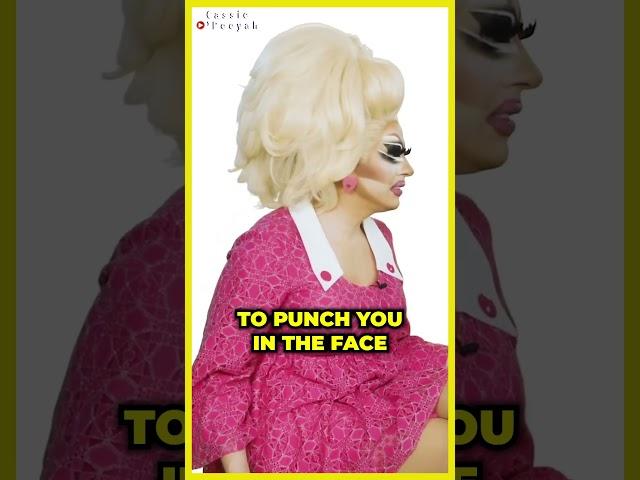  Trixie & Katya Bond Over Personality Traits #shorts #trixieandkatya #unhhhh #drag