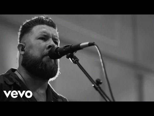 Zach Williams - Fear is a Liar (Live from Harding Prison)