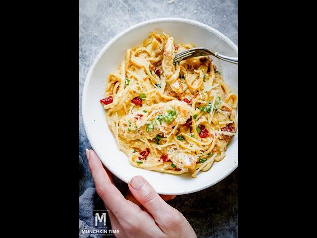 20-Minute Creamy Chicken Pasta Recipe - Munchkin Time