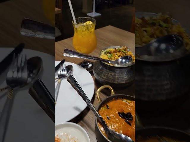  Canada lo Madras Chicken + Biryani 